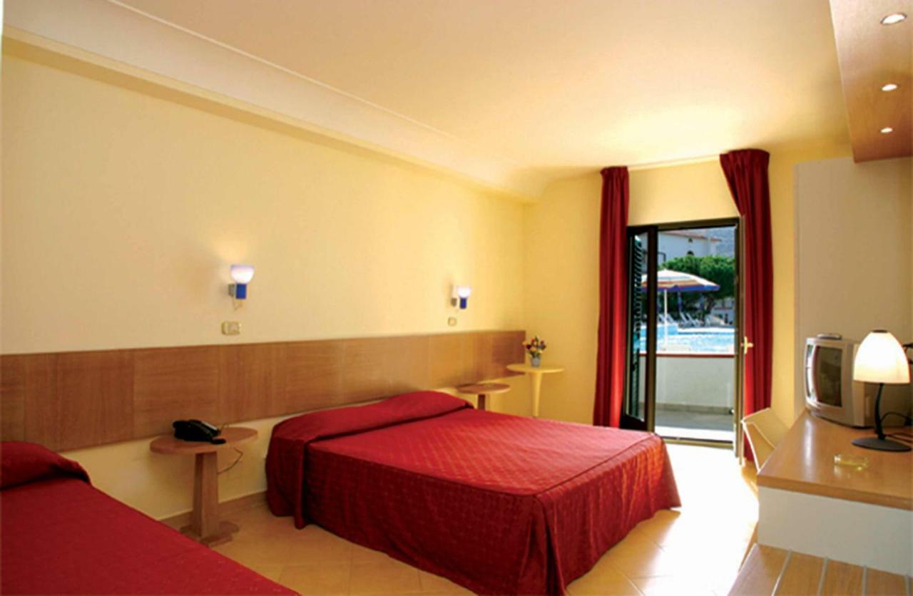Hotel D'Amato Peschici Esterno foto