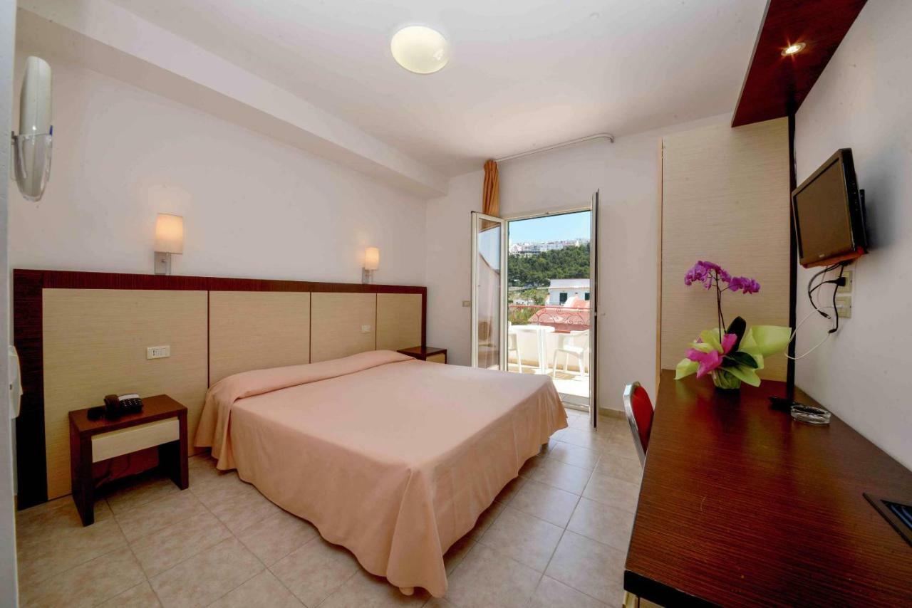 Hotel D'Amato Peschici Esterno foto